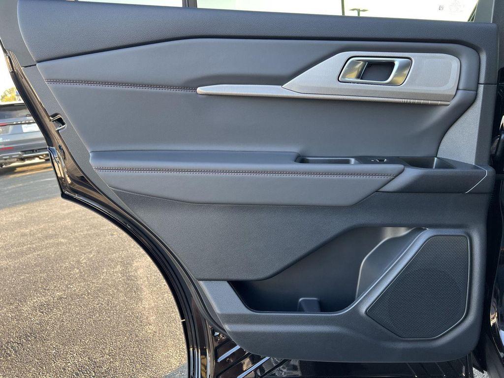 new 2025 Ford Explorer car, priced at $38,309