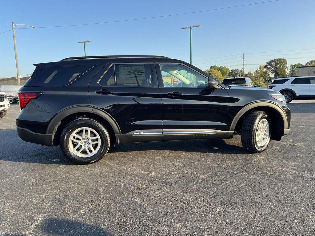 new 2025 Ford Explorer car, priced at $38,309