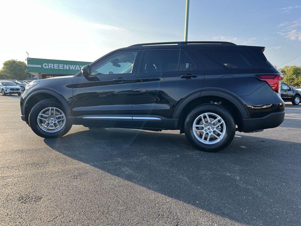 new 2025 Ford Explorer car, priced at $38,309