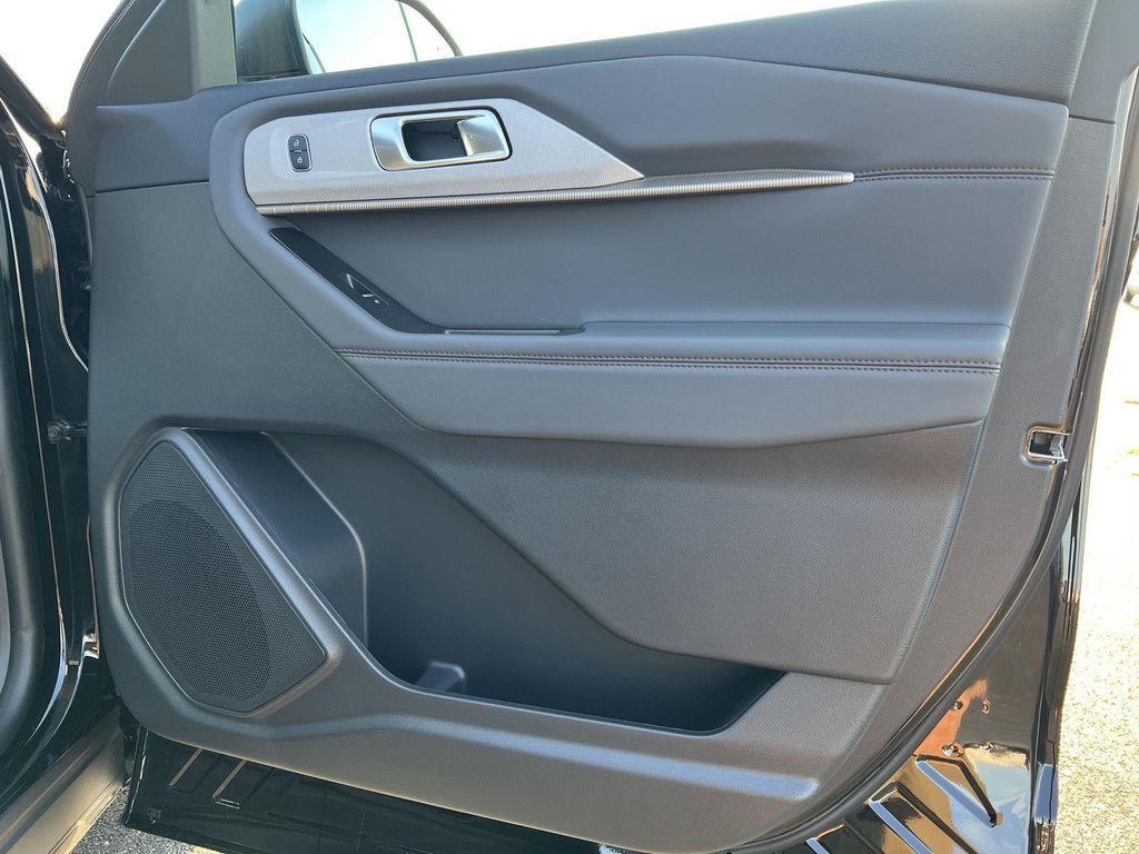 new 2025 Ford Explorer car, priced at $38,309
