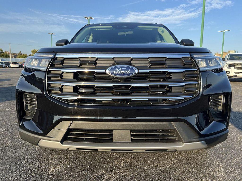 new 2025 Ford Explorer car, priced at $38,309