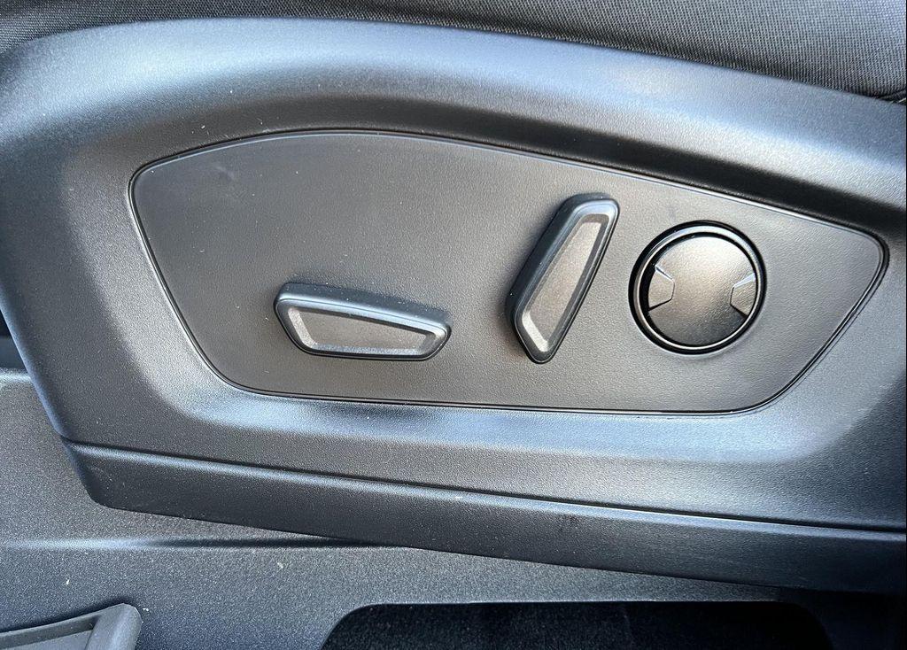 new 2025 Ford Explorer car, priced at $38,309