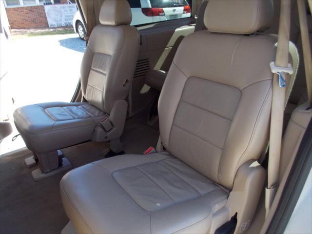 used 2006 Ford Expedition car, priced at $3,990