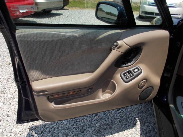 used 1998 Pontiac Bonneville car, priced at $5,990