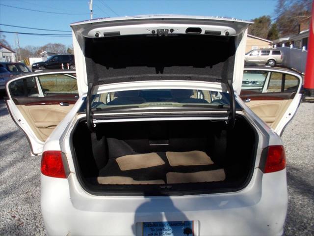 used 2009 Buick Lucerne car, priced at $3,990