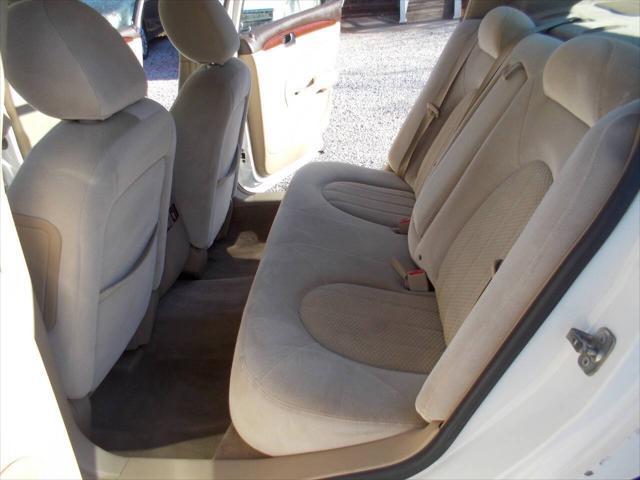 used 2009 Buick Lucerne car, priced at $3,990