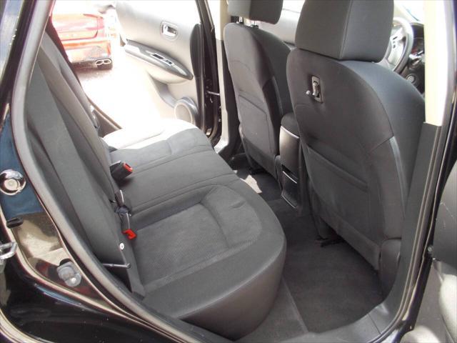 used 2015 Nissan Rogue Select car, priced at $5,990