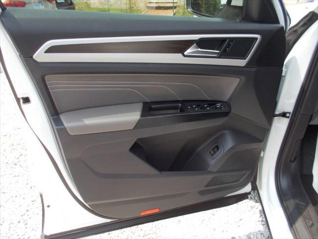 used 2021 Volkswagen Atlas car, priced at $21,990