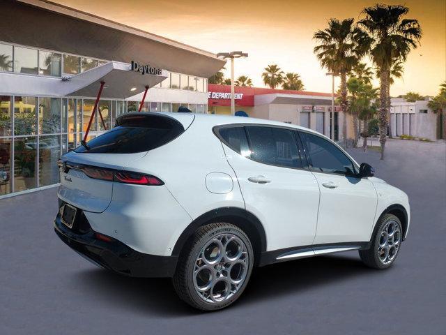 new 2024 Alfa Romeo Tonale car, priced at $53,785
