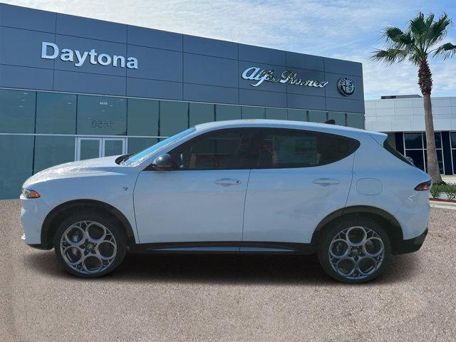 new 2024 Alfa Romeo Tonale car, priced at $50,292
