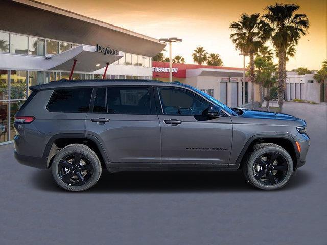 new 2024 Jeep Grand Cherokee L car, priced at $44,389