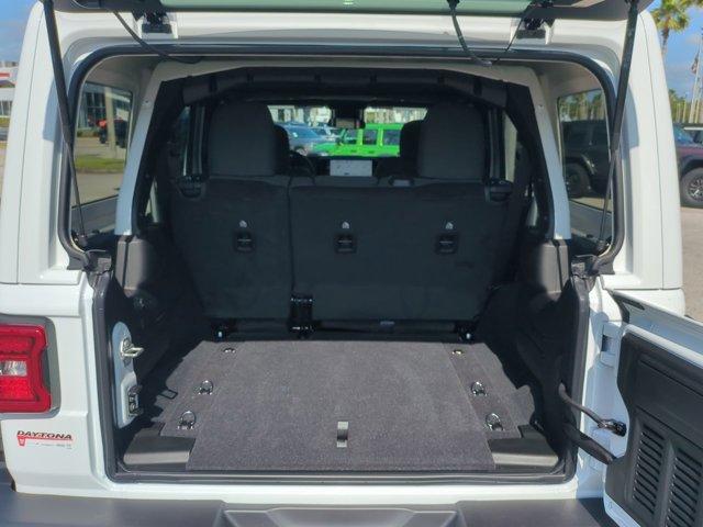 new 2025 Jeep Wrangler car, priced at $58,152