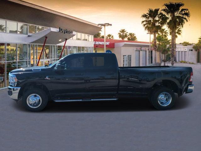 new 2024 Ram 3500 car, priced at $65,962