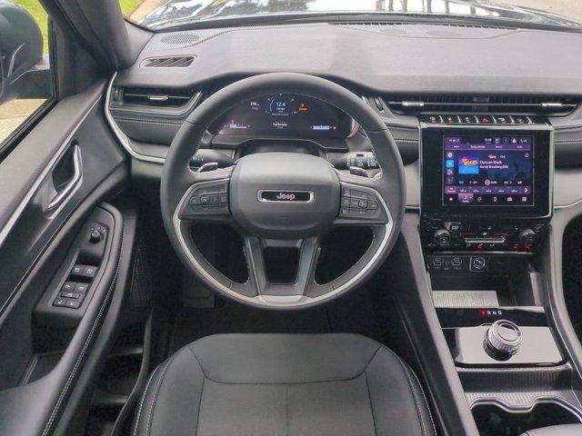 new 2025 Jeep Grand Cherokee L car, priced at $41,234