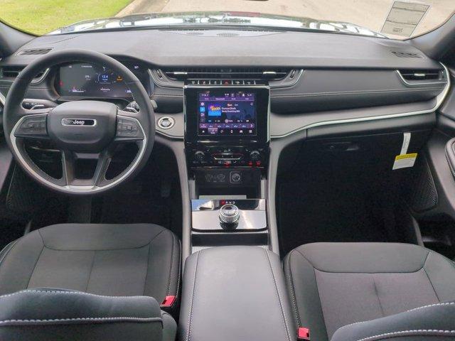 new 2025 Jeep Grand Cherokee L car, priced at $41,234