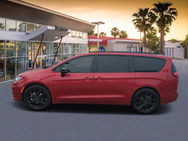 new 2025 Chrysler Pacifica car, priced at $51,134