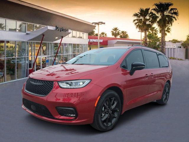 new 2025 Chrysler Pacifica car, priced at $51,134