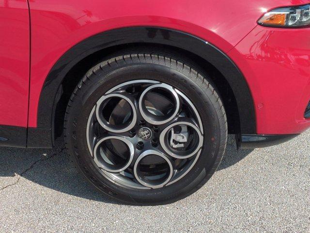 new 2025 Alfa Romeo Tonale car, priced at $40,475