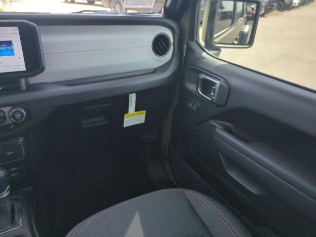 new 2025 Jeep Wrangler car, priced at $48,079