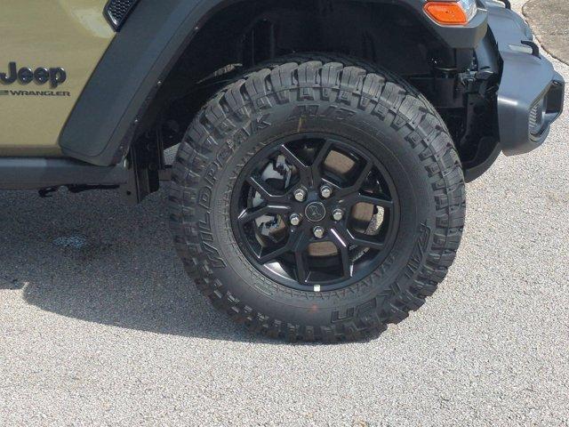 new 2025 Jeep Wrangler car, priced at $48,079