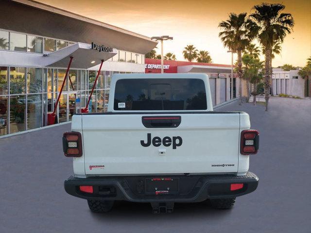 new 2025 Jeep Gladiator car, priced at $48,024