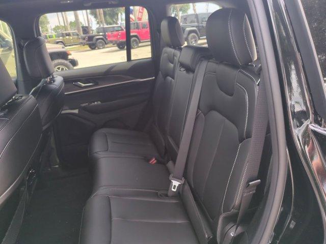new 2025 Jeep Grand Cherokee car, priced at $49,601