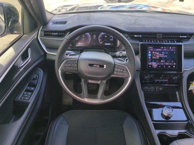 new 2025 Jeep Grand Cherokee car, priced at $42,384