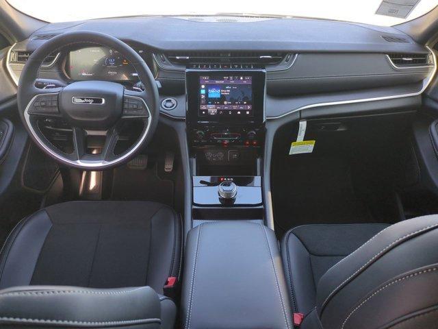 new 2025 Jeep Grand Cherokee car, priced at $42,890