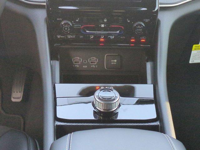 new 2025 Jeep Grand Cherokee car, priced at $42,890
