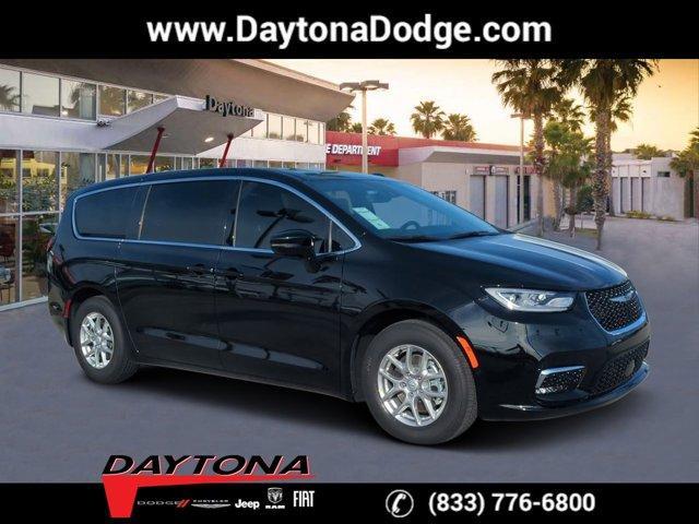 new 2025 Chrysler Pacifica car, priced at $41,137