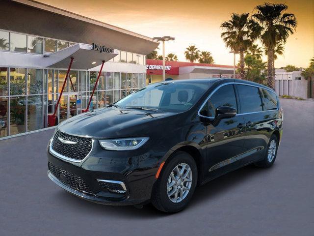 new 2025 Chrysler Pacifica car, priced at $39,431