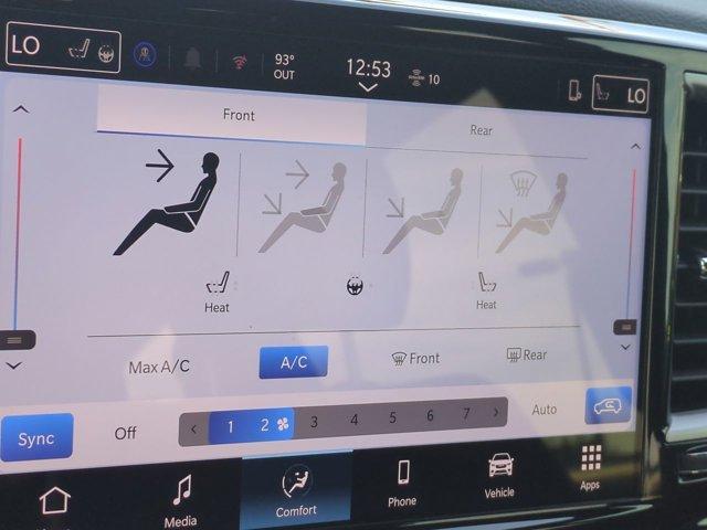 new 2025 Chrysler Pacifica car, priced at $39,431