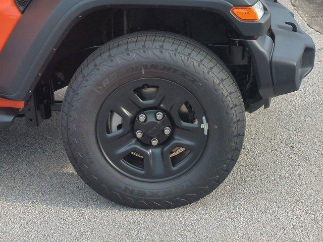 new 2025 Jeep Wrangler car, priced at $41,033