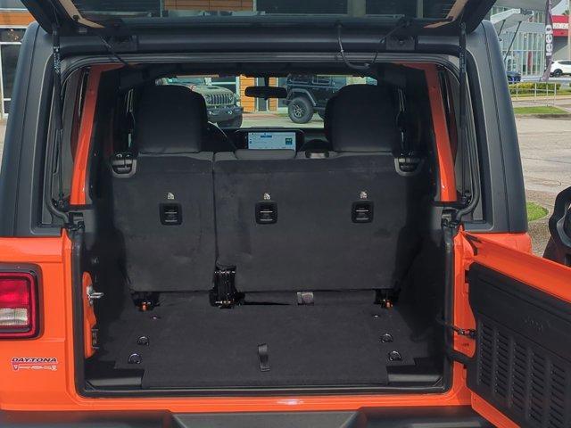 new 2025 Jeep Wrangler car, priced at $41,033
