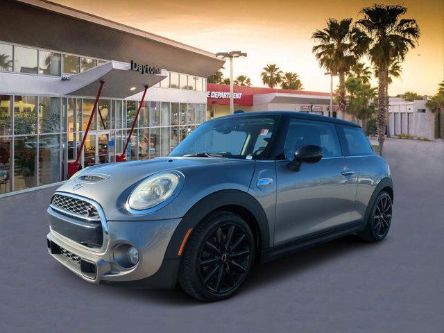 used 2017 MINI Hardtop car, priced at $11,999