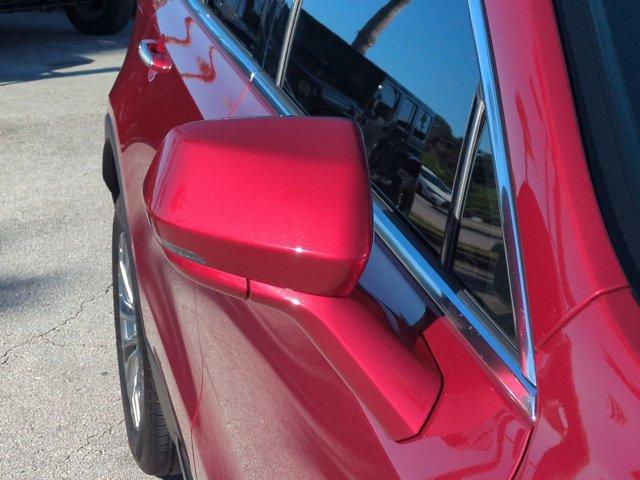 used 2024 Cadillac XT4 car, priced at $33,000