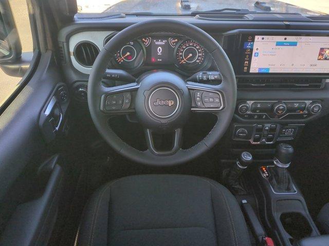 new 2025 Jeep Wrangler car, priced at $45,254