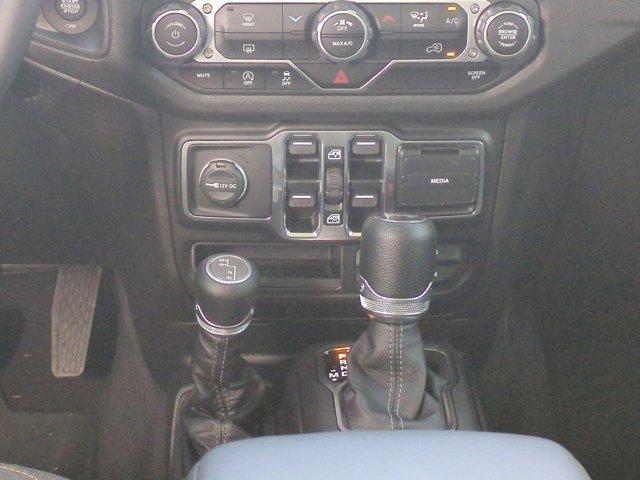 new 2025 Jeep Wrangler car, priced at $47,310