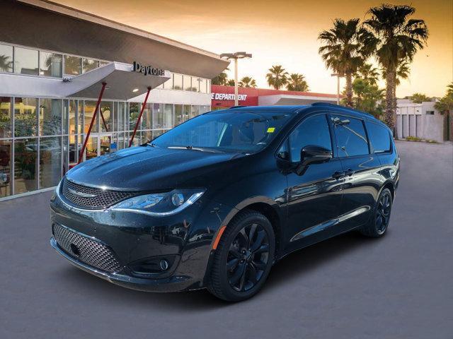 used 2018 Chrysler Pacifica car, priced at $22,738