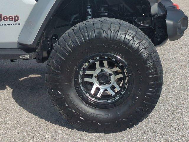 used 2022 Jeep Gladiator car, priced at $45,885