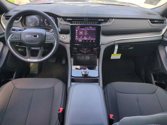 new 2025 Jeep Grand Cherokee car, priced at $39,524