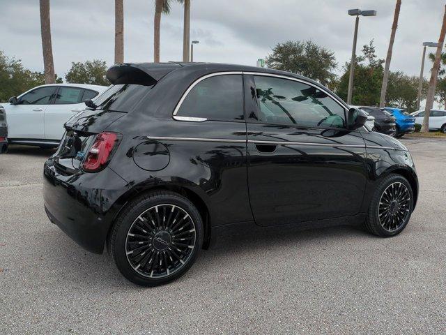 new 2024 FIAT 500e car, priced at $37,595