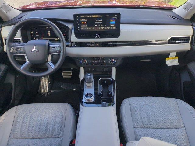 used 2025 Mitsubishi Outlander car, priced at $33,387