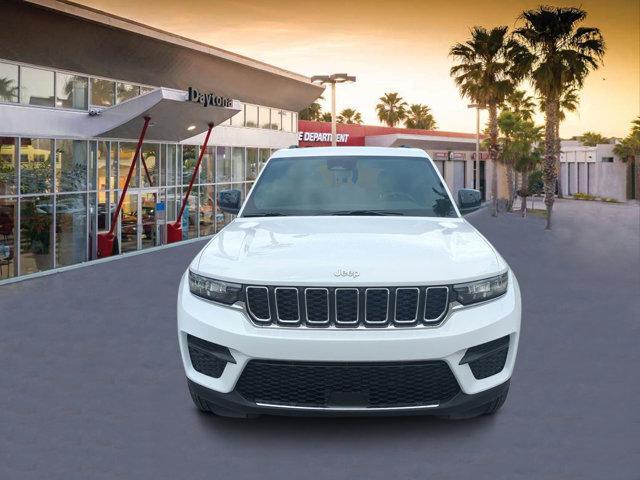 new 2025 Jeep Grand Cherokee car, priced at $35,688