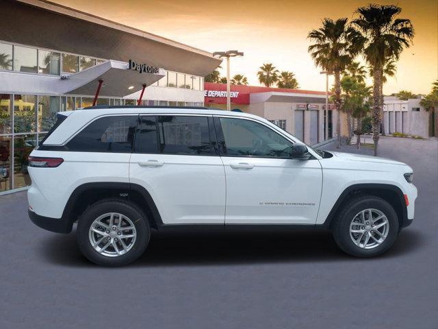 new 2025 Jeep Grand Cherokee car, priced at $35,688