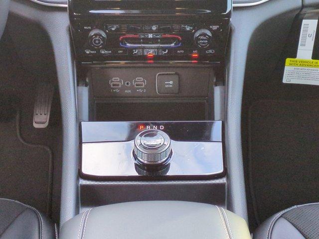 new 2025 Jeep Grand Cherokee car, priced at $43,694