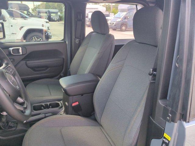 new 2025 Jeep Wrangler car, priced at $30,562