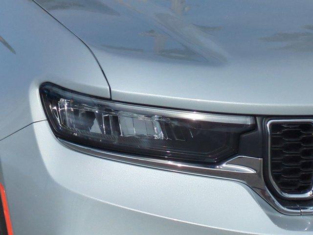 new 2025 Jeep Grand Cherokee car, priced at $37,024