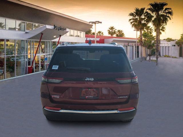 new 2025 Jeep Grand Cherokee car, priced at $44,155
