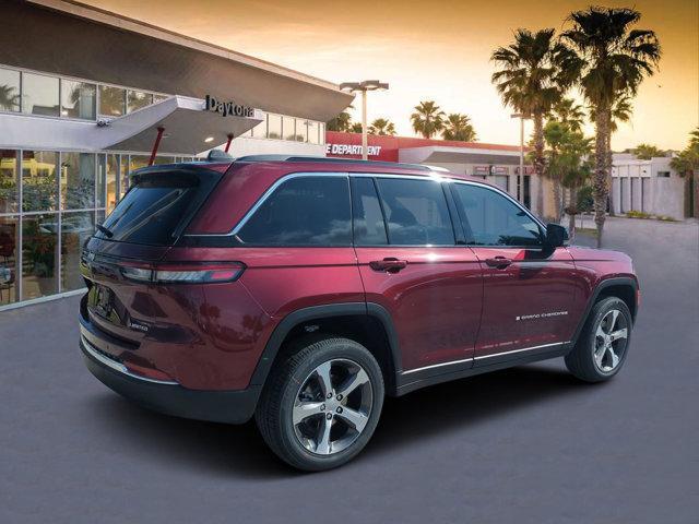 new 2025 Jeep Grand Cherokee car, priced at $44,155